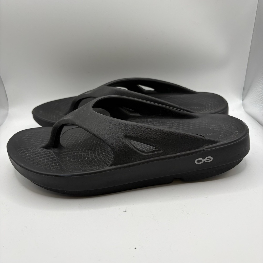 OOFOS Ooriginal Recovery Thong Sandals Mens 6 Womens 8 Black